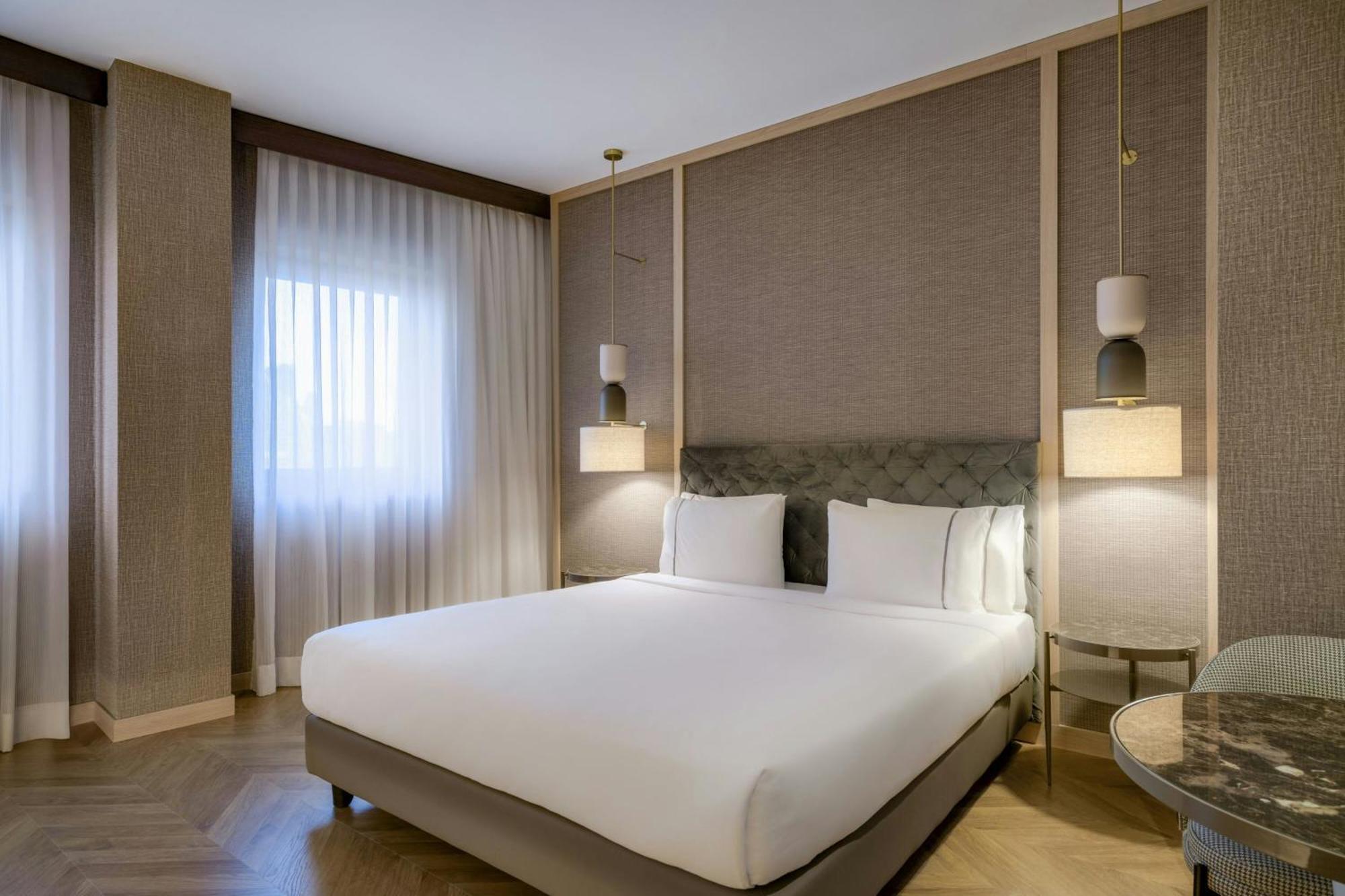 AC Hotel Milano Esterno foto