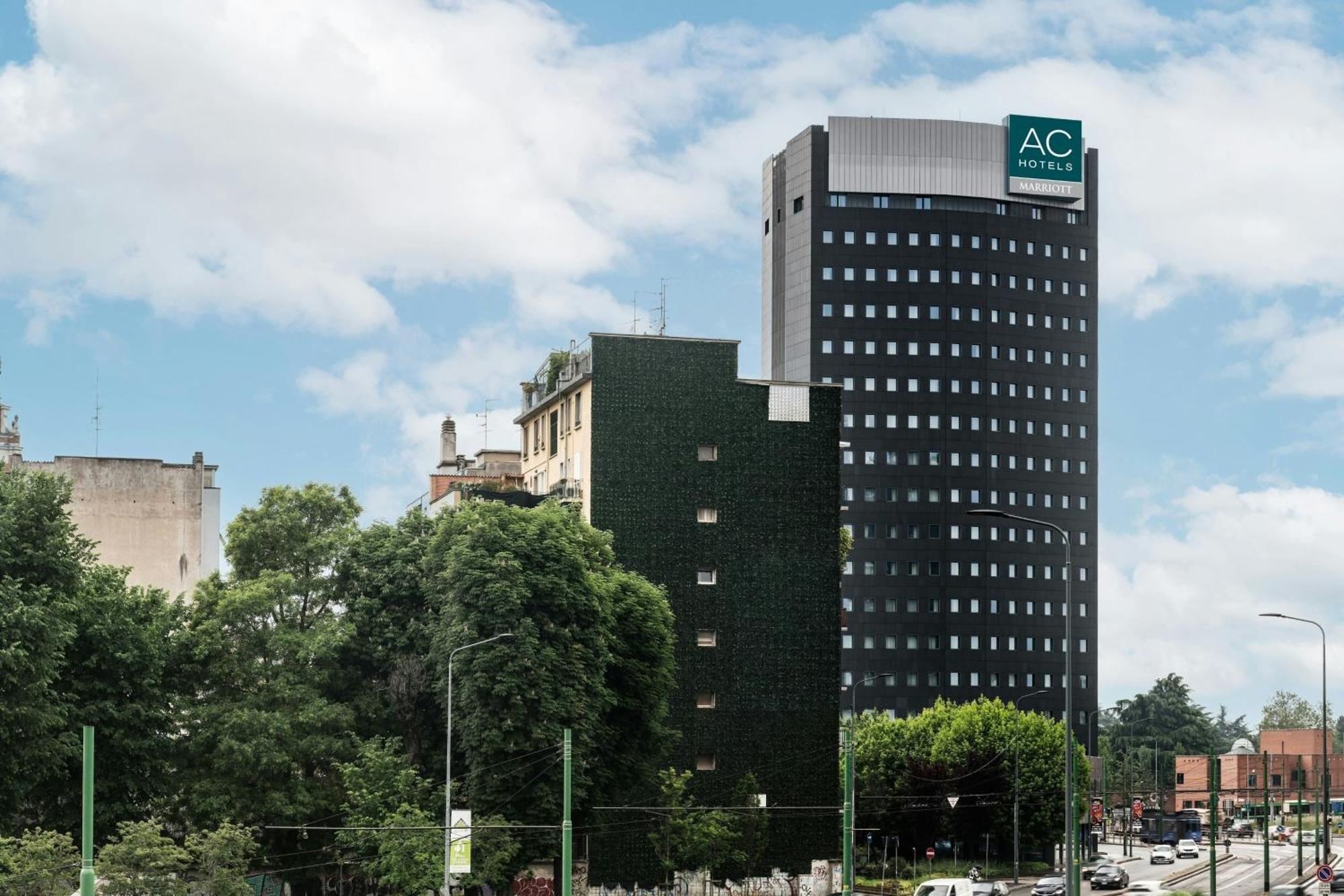 AC Hotel Milano Esterno foto